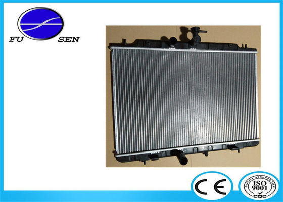 Sostituzione del radiatore dell'automobile di Nissan dell'automobile per il sistema di raffreddamento del motore